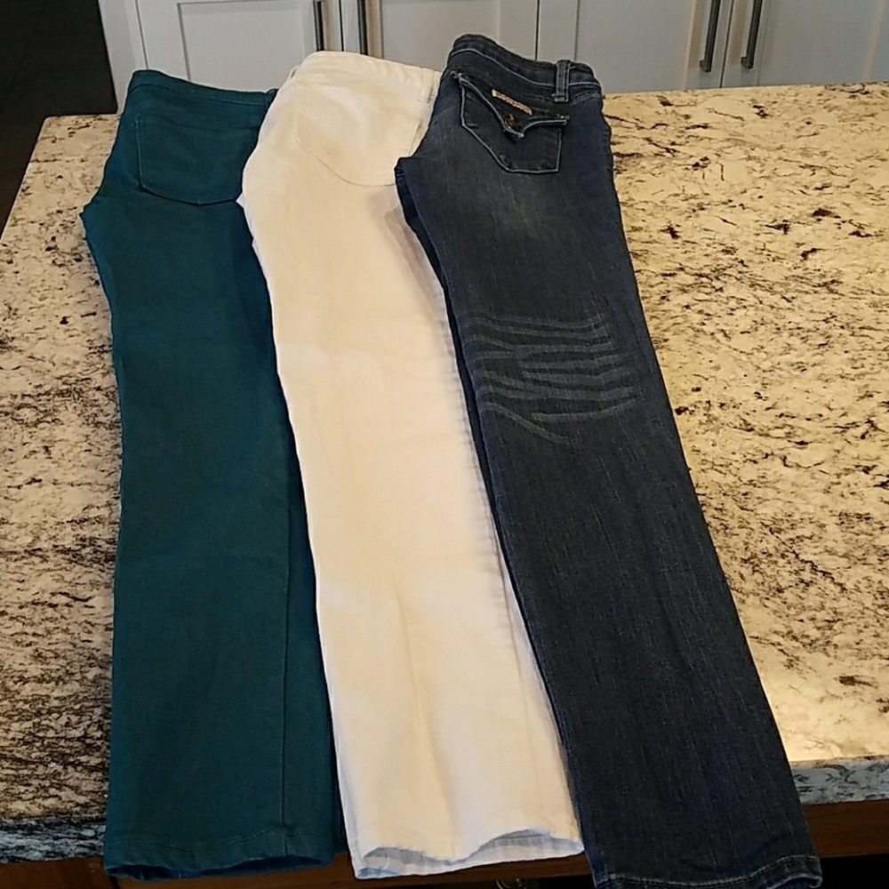 Lot of brand name girls jeans size 12/14